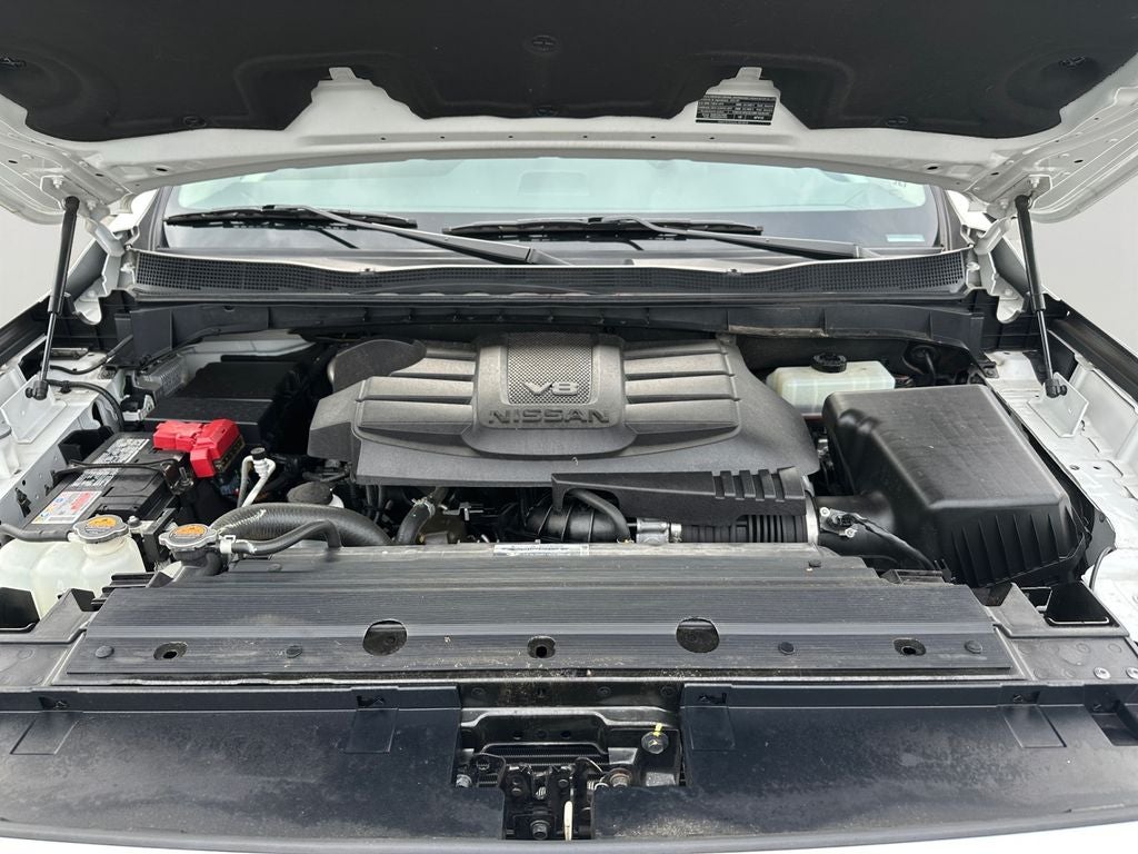 2023 Nissan Titan SV