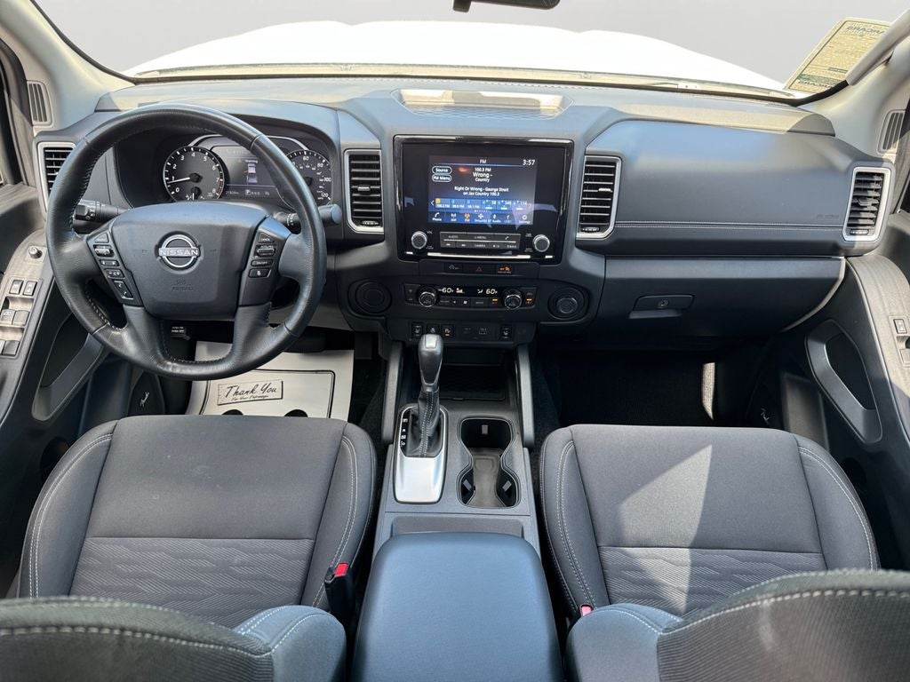 2024 Nissan Frontier SV