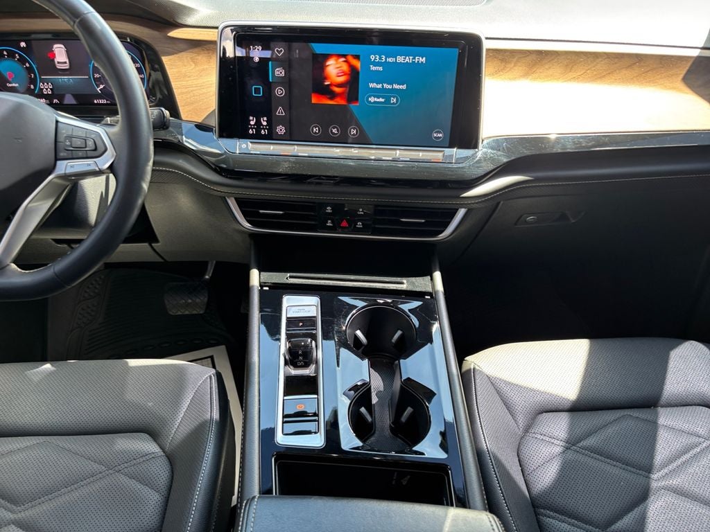 2024 Volkswagen Atlas 2.0T SE w/Technology