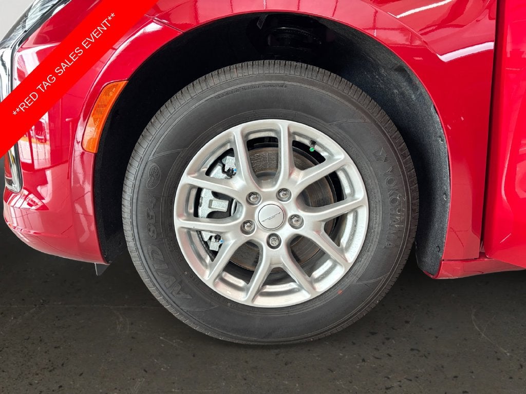 2027 Chrysler Pacifica Select