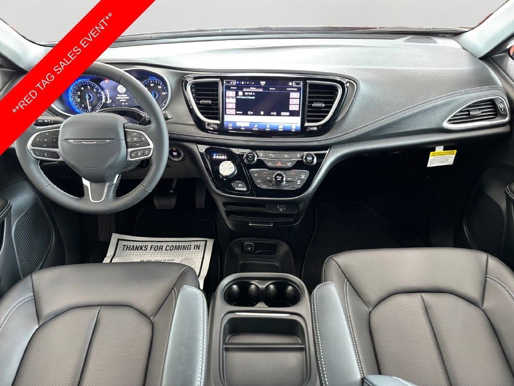 2027 Chrysler Pacifica Select