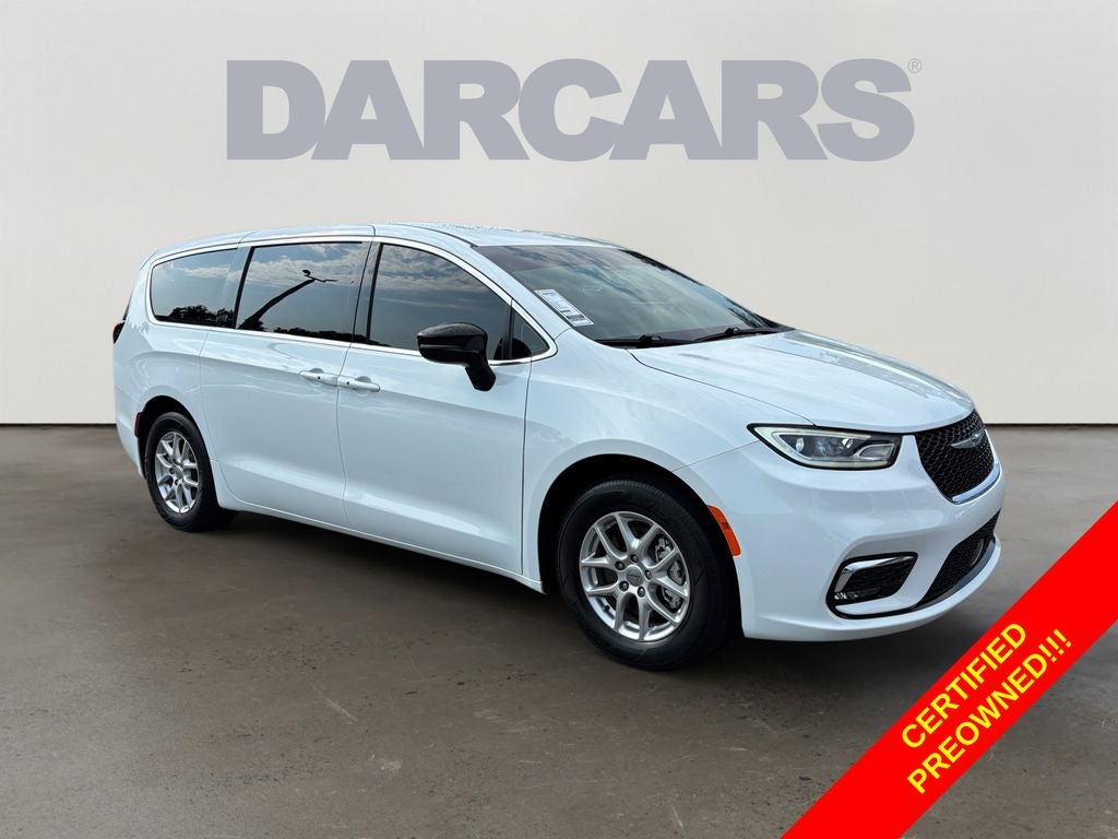 2025 Chrysler Pacifica Select