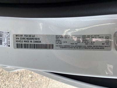 2025 Chrysler Pacifica Select