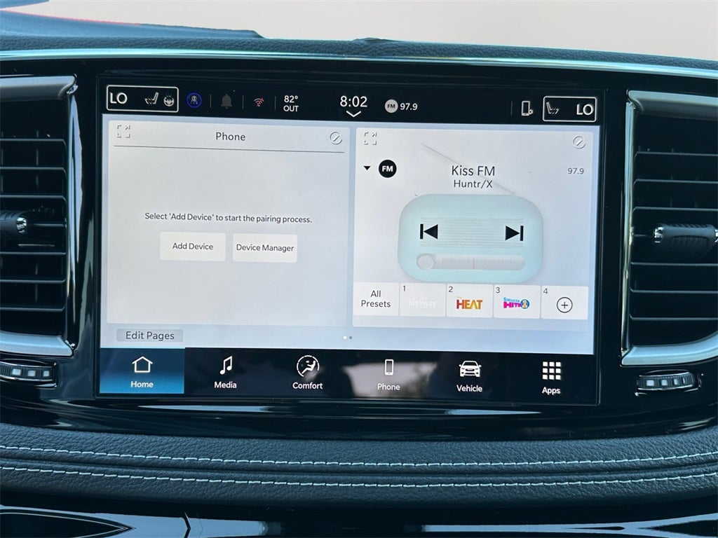 2026 Chrysler Pacifica Select