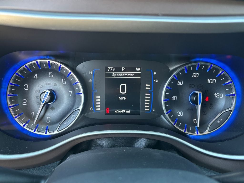 2022 Chrysler Voyager LX