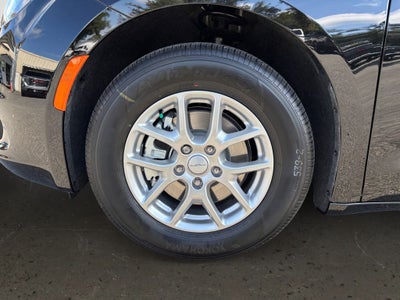 2027 Chrysler Pacifica LX