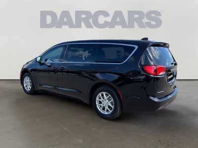 2027 Chrysler Pacifica LX