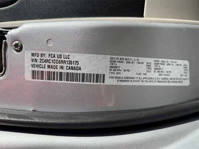 2024 Chrysler Voyager LX