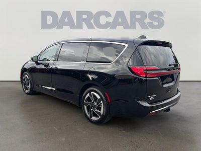 2027 Chrysler Pacifica Limited