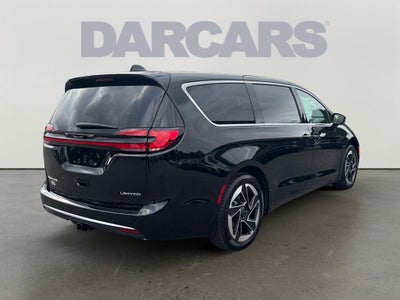 2027 Chrysler Pacifica Limited