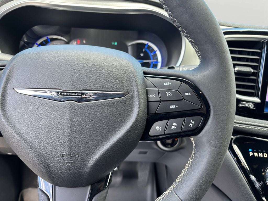 2023 Chrysler Pacifica Hybrid Limited