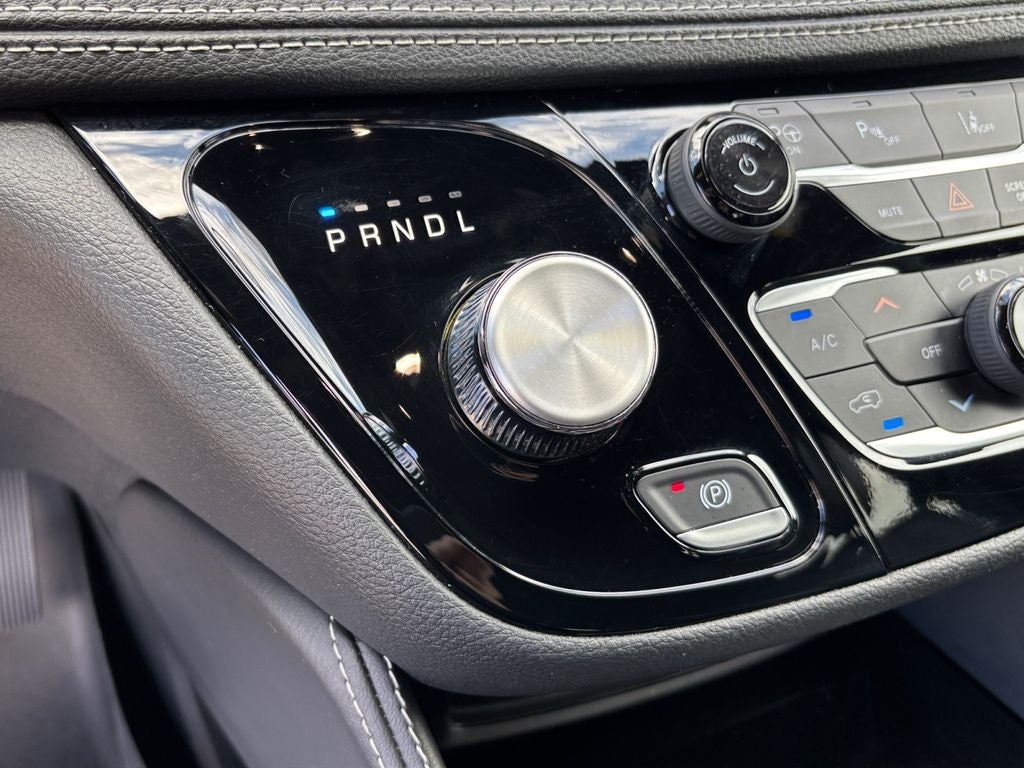 2023 Chrysler Pacifica Hybrid Limited