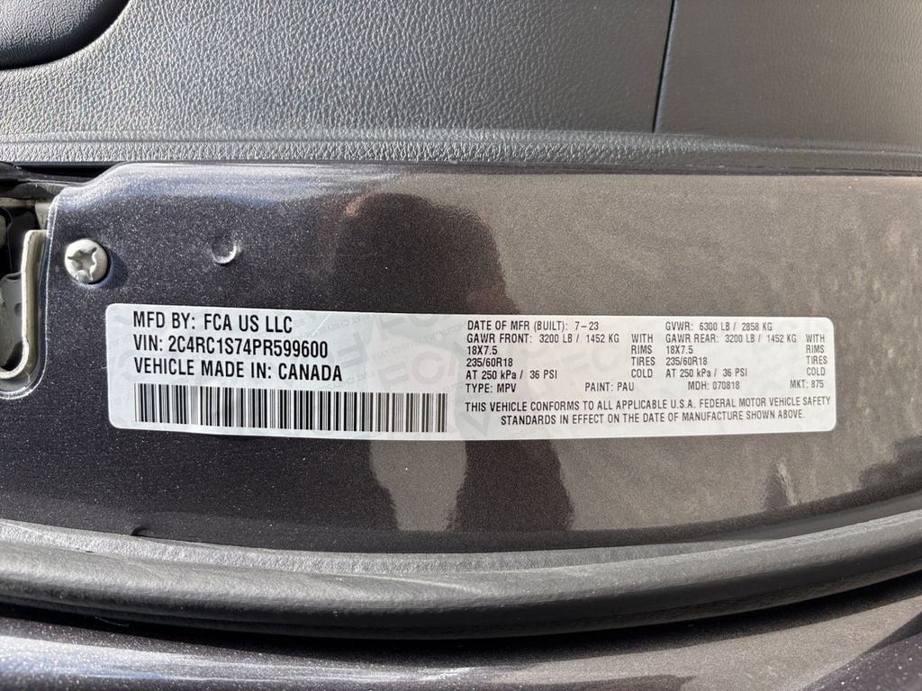 2023 Chrysler Pacifica Hybrid Limited