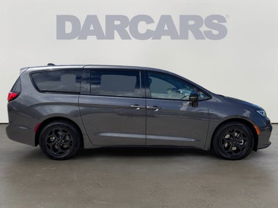 2023 Chrysler Pacifica Hybrid Limited