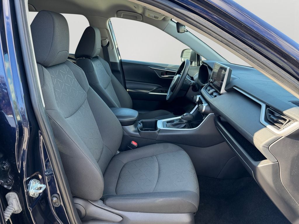 2024 Toyota RAV4 XLE ONE OWNER