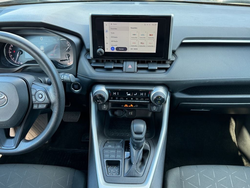 2024 Toyota RAV4 XLE ONE OWNER