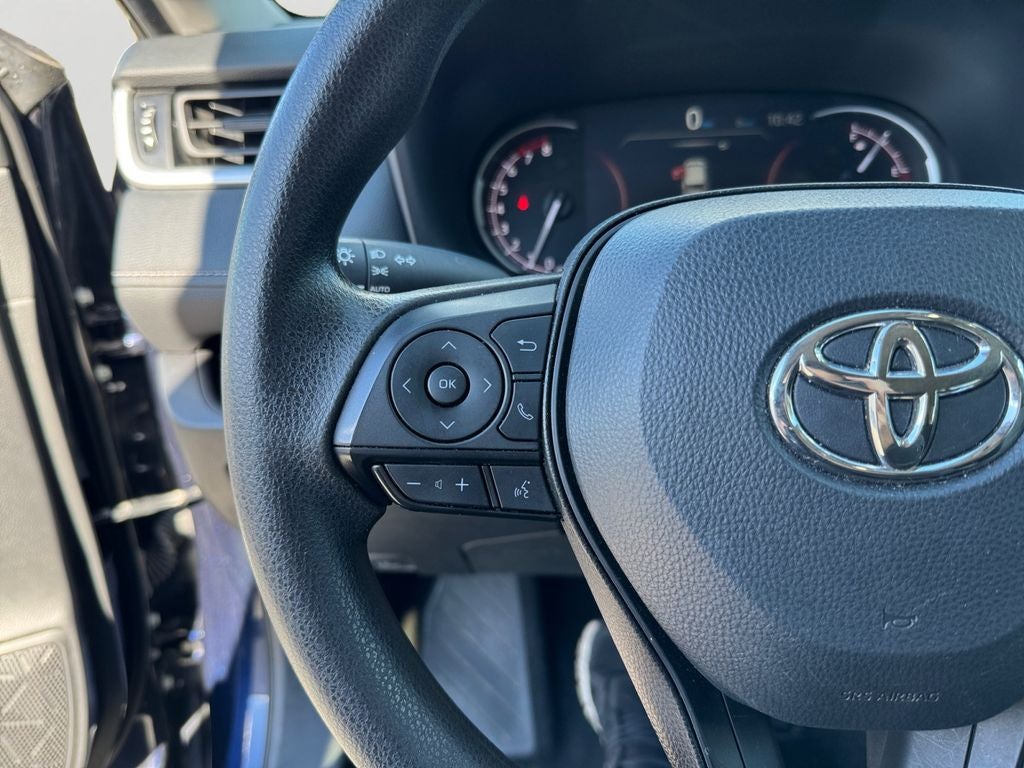 2024 Toyota RAV4 XLE ONE OWNER