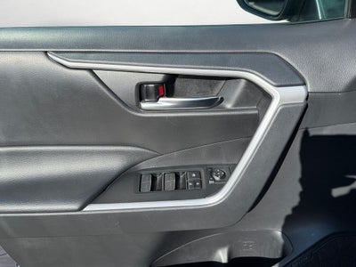 2024 Toyota RAV4 XLE ONE OWNER