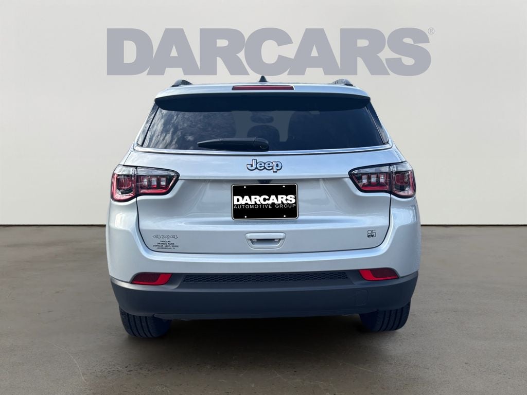 2026 Jeep Compass Base