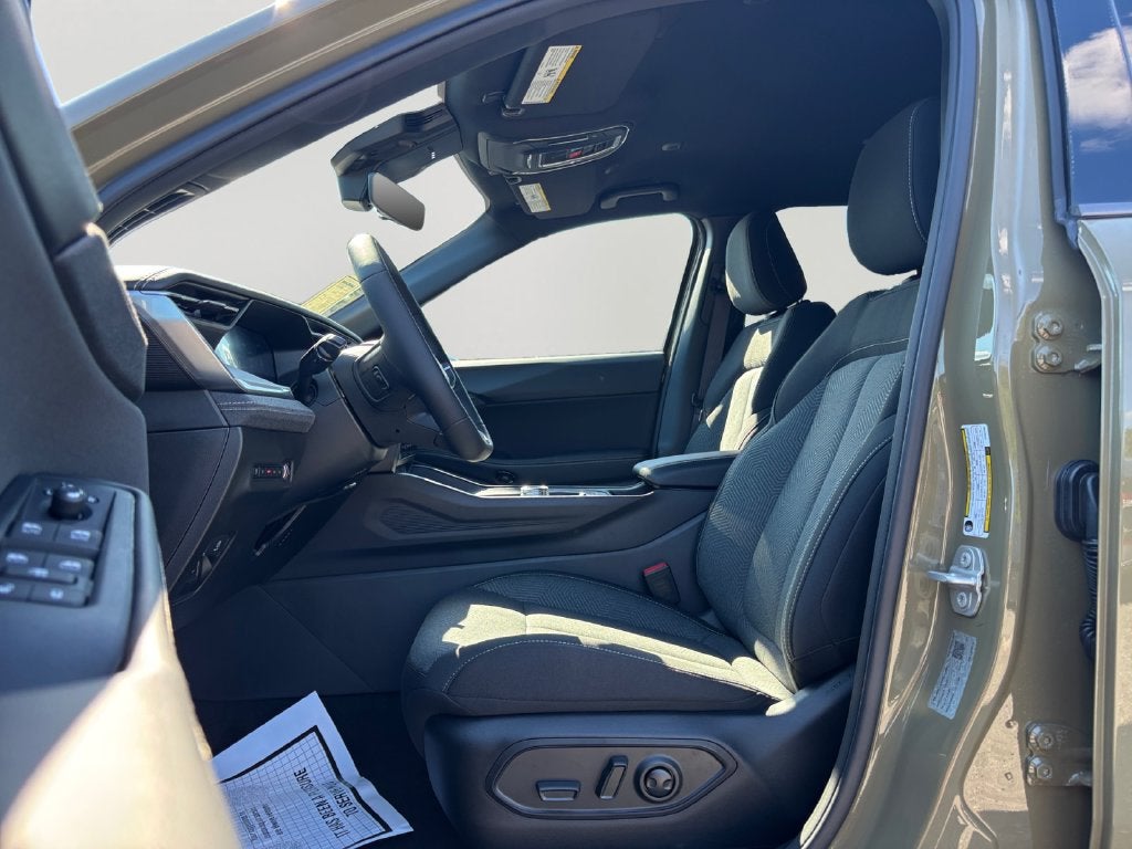 2027 Jeep Cherokee Laredo