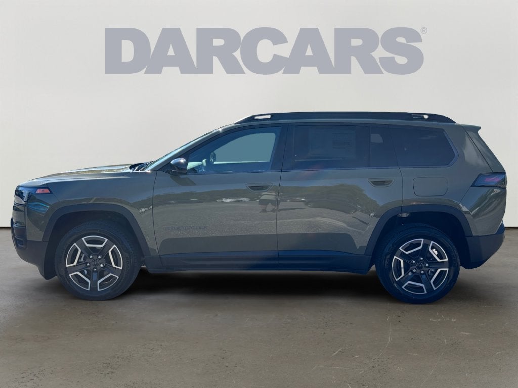2027 Jeep Cherokee Laredo