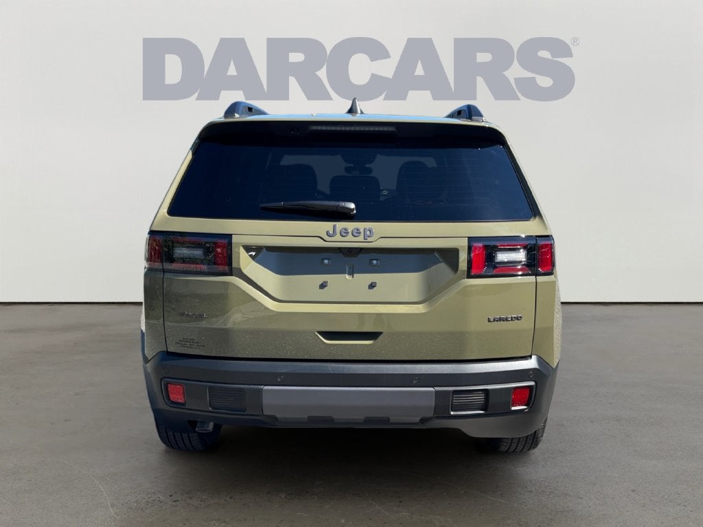 2027 Jeep Cherokee Laredo