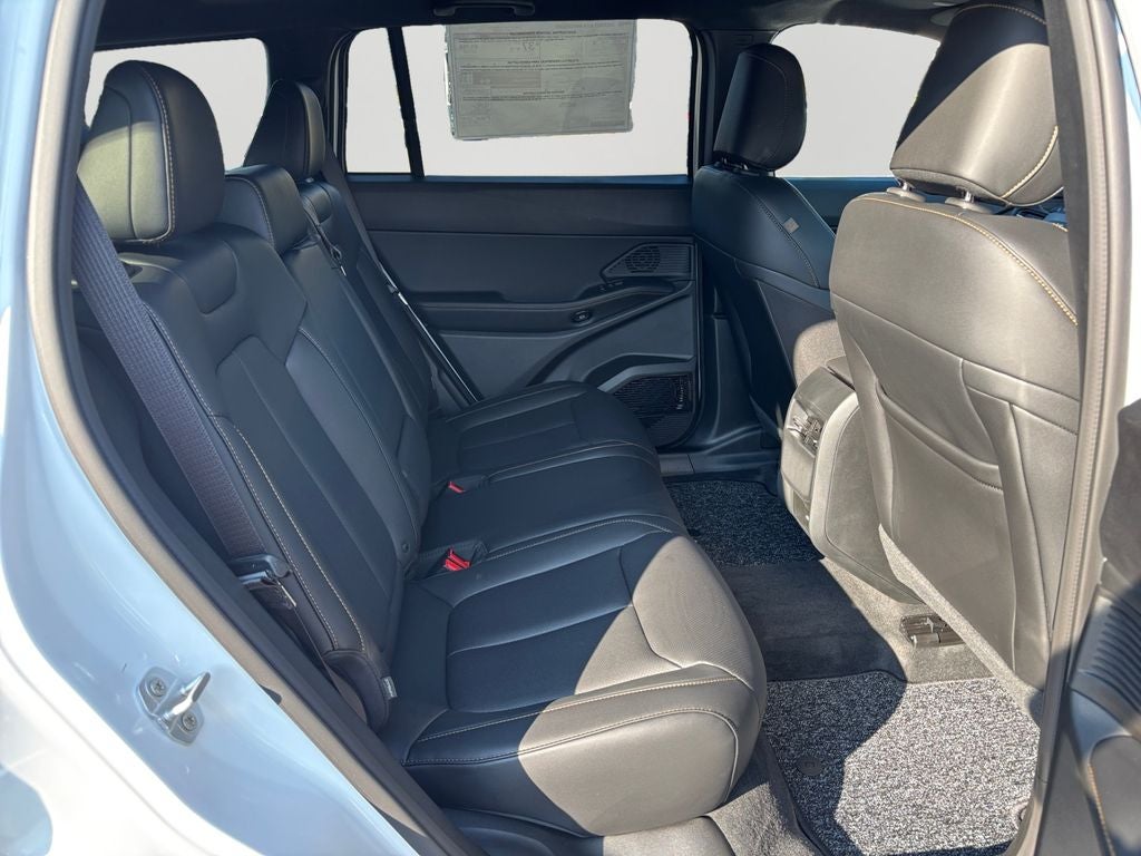 2026 Jeep Cherokee Base