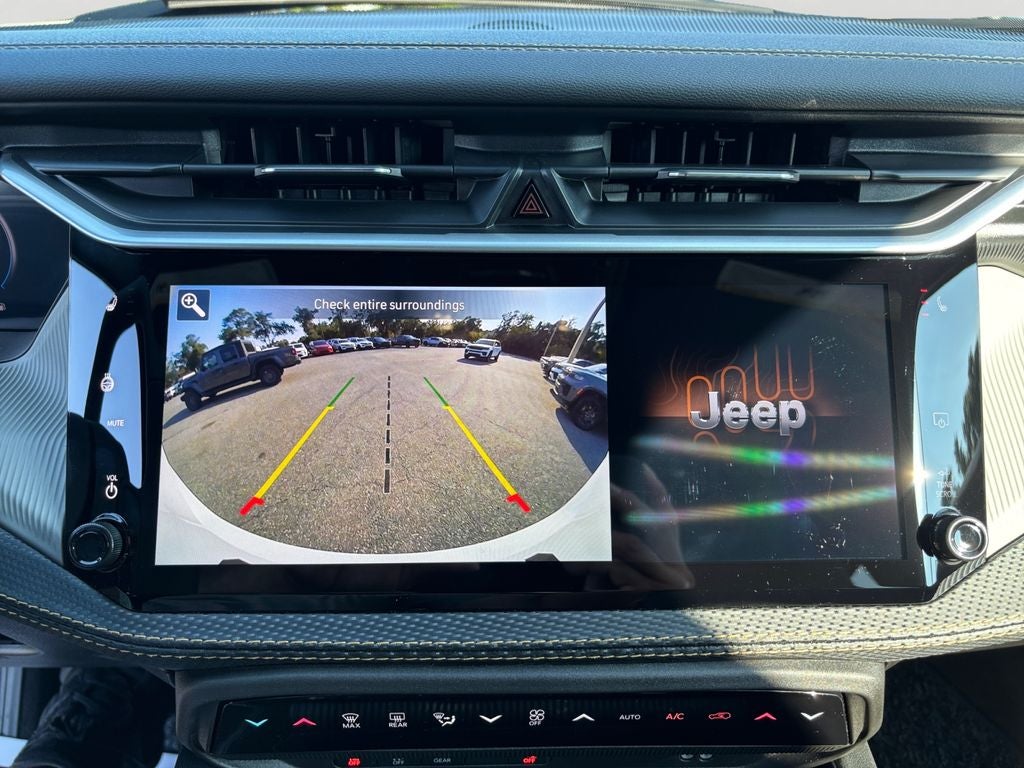 2026 Jeep Cherokee Base