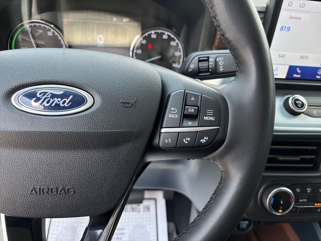 2023 Ford Maverick Lariat