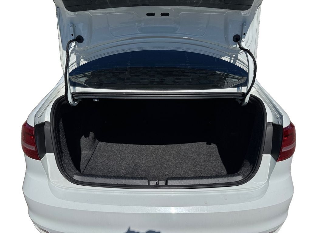 2015 Volkswagen Jetta 2.0L S w/Technology