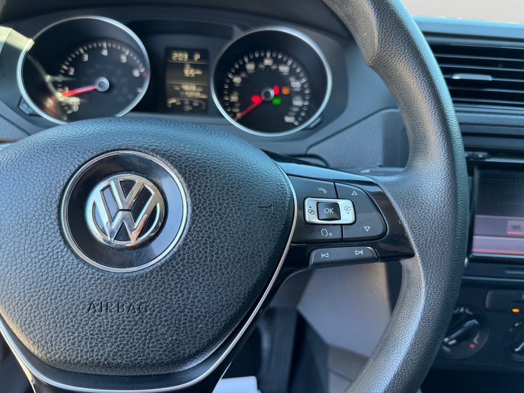 2015 Volkswagen Jetta 2.0L S w/Technology