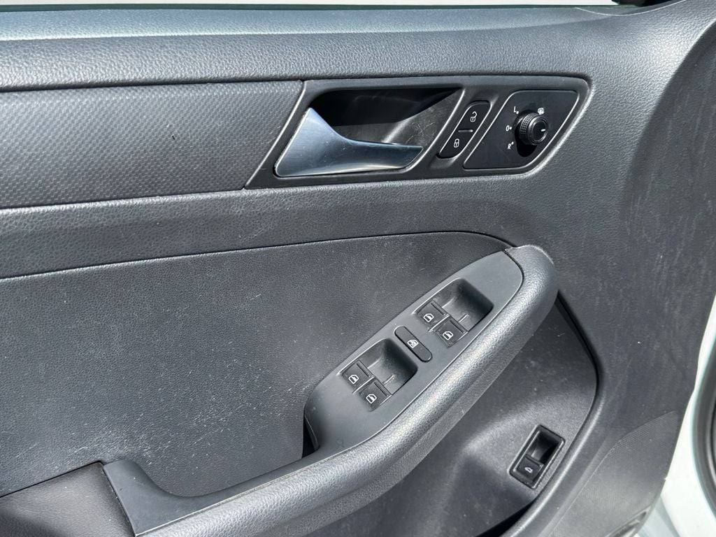 2015 Volkswagen Jetta 2.0L S w/Technology