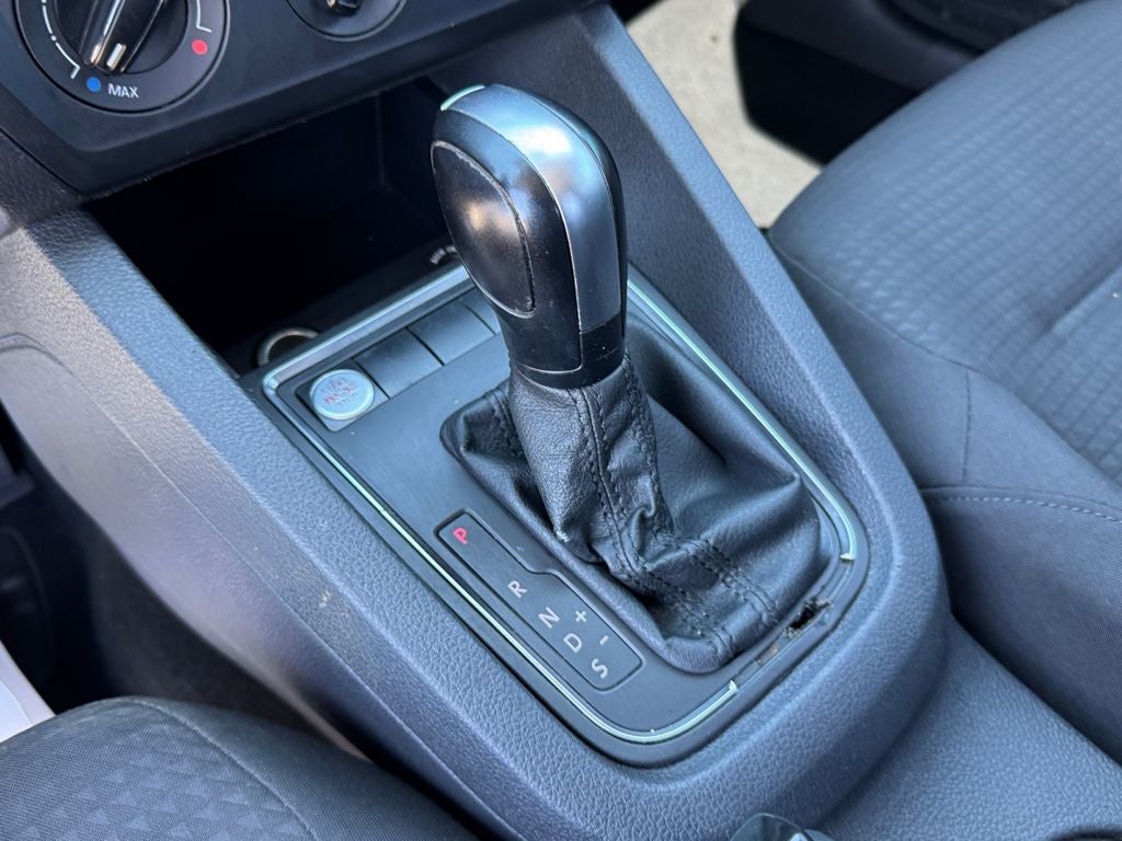 2015 Volkswagen Jetta 2.0L S w/Technology