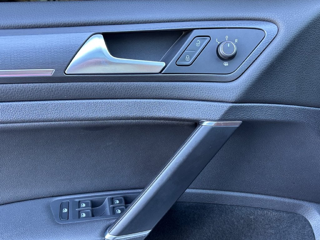 2019 Volkswagen Golf GTI 2.0T SE