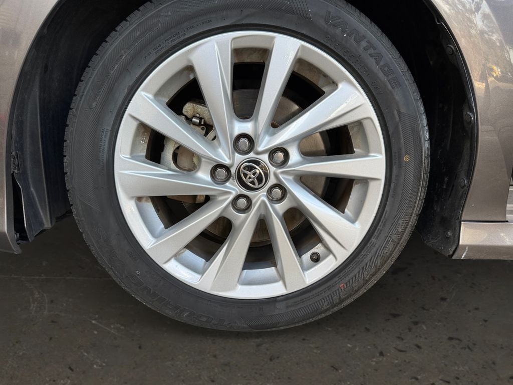 2024 Toyota Camry LE