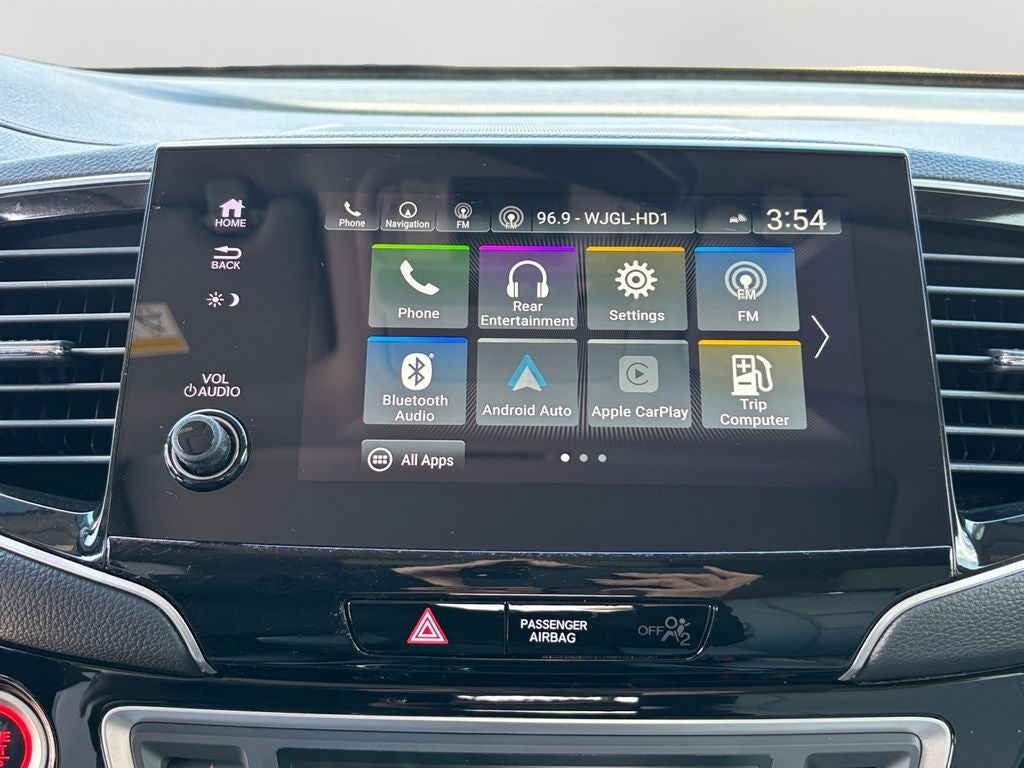 2022 Honda Pilot Touring 8 Passenger