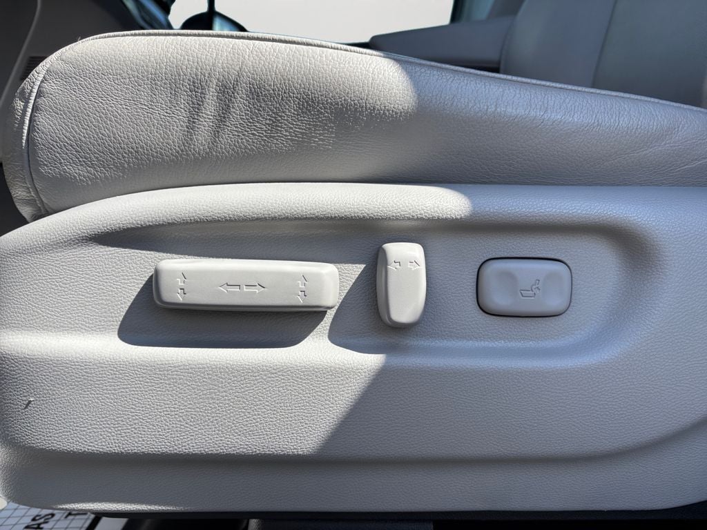 2022 Honda Pilot Touring 8 Passenger
