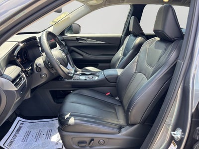 2023 INFINITI QX60 LUXE