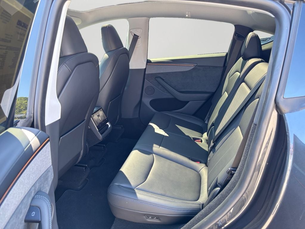 2026 Tesla Model Y Premium