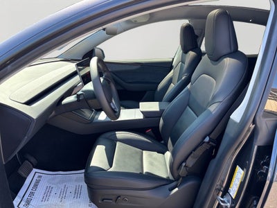 2026 Tesla Model Y Premium