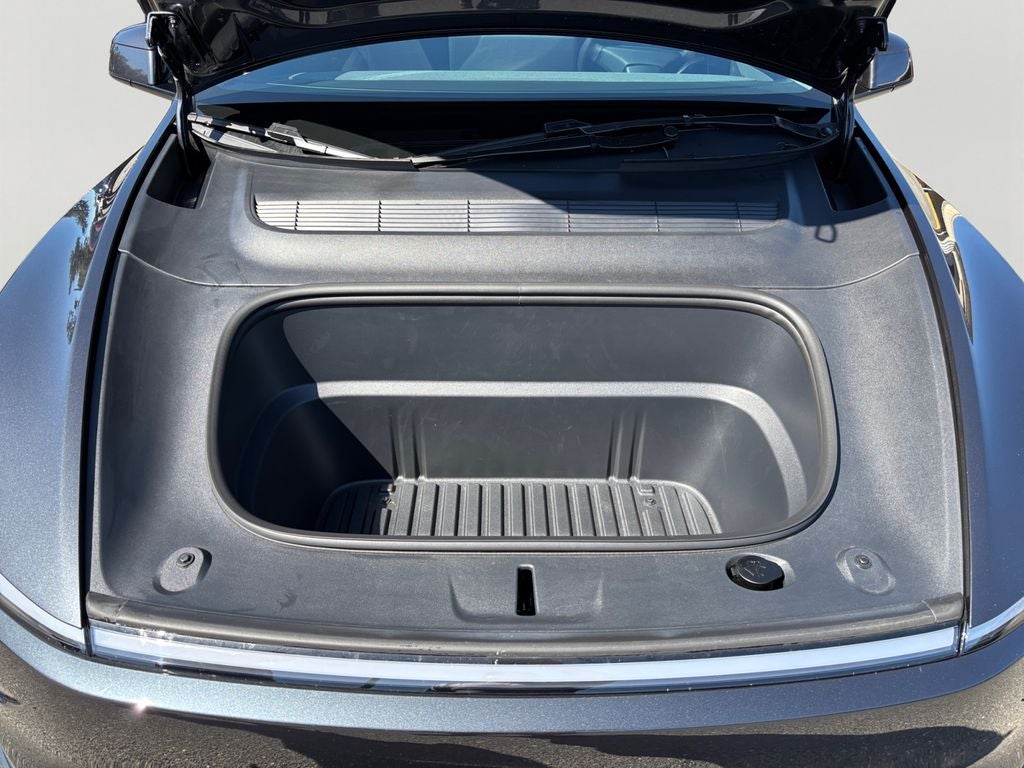 2026 Tesla Model Y Premium