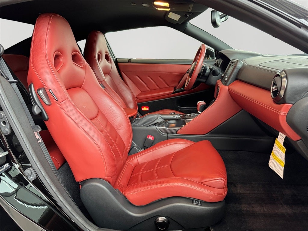 2024 Nissan GT-R Premium