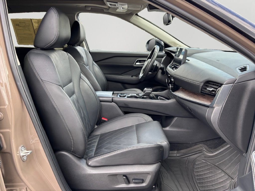 2024 Nissan Rogue Platinum