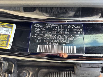 2025 Hyundai Elantra SE