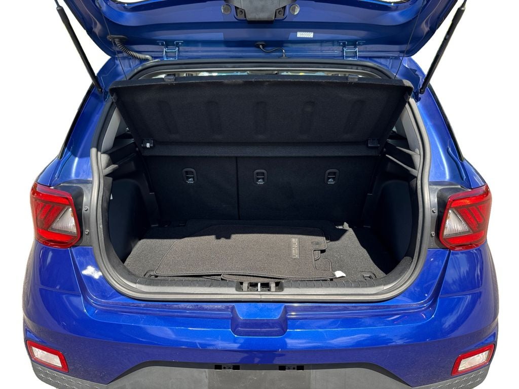 2022 Hyundai Venue SE