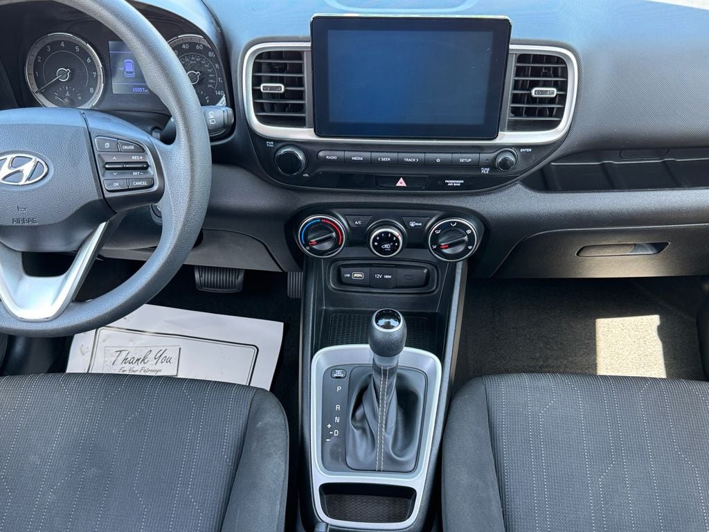 2022 Hyundai Venue SE