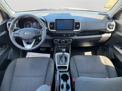 2022 Hyundai Venue SE