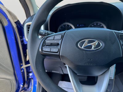 2022 Hyundai Venue SE
