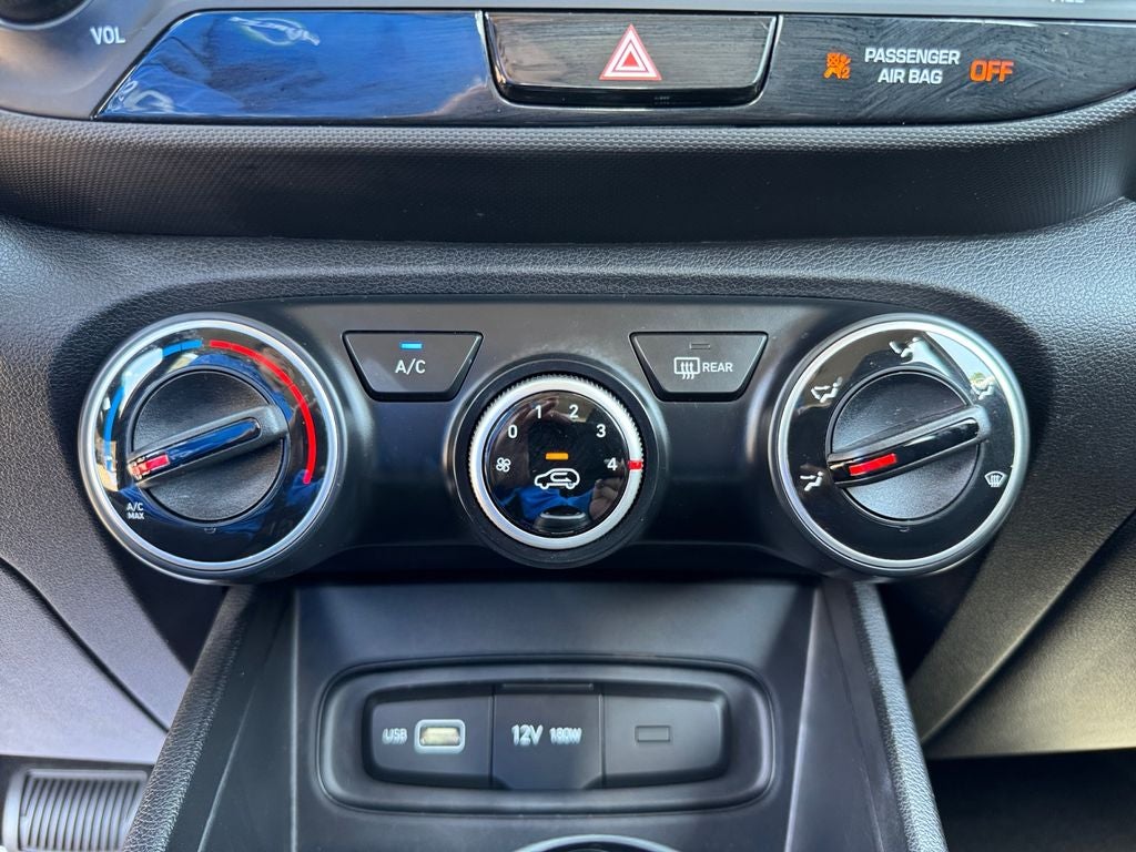 2022 Hyundai Venue SE