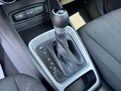 2022 Hyundai Venue SE